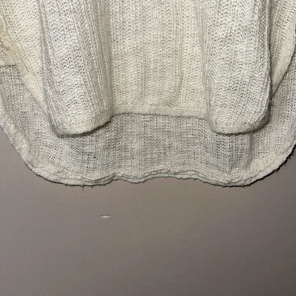 Pink Republic White Knit Sweater Size Medium - Picture 4 of 7